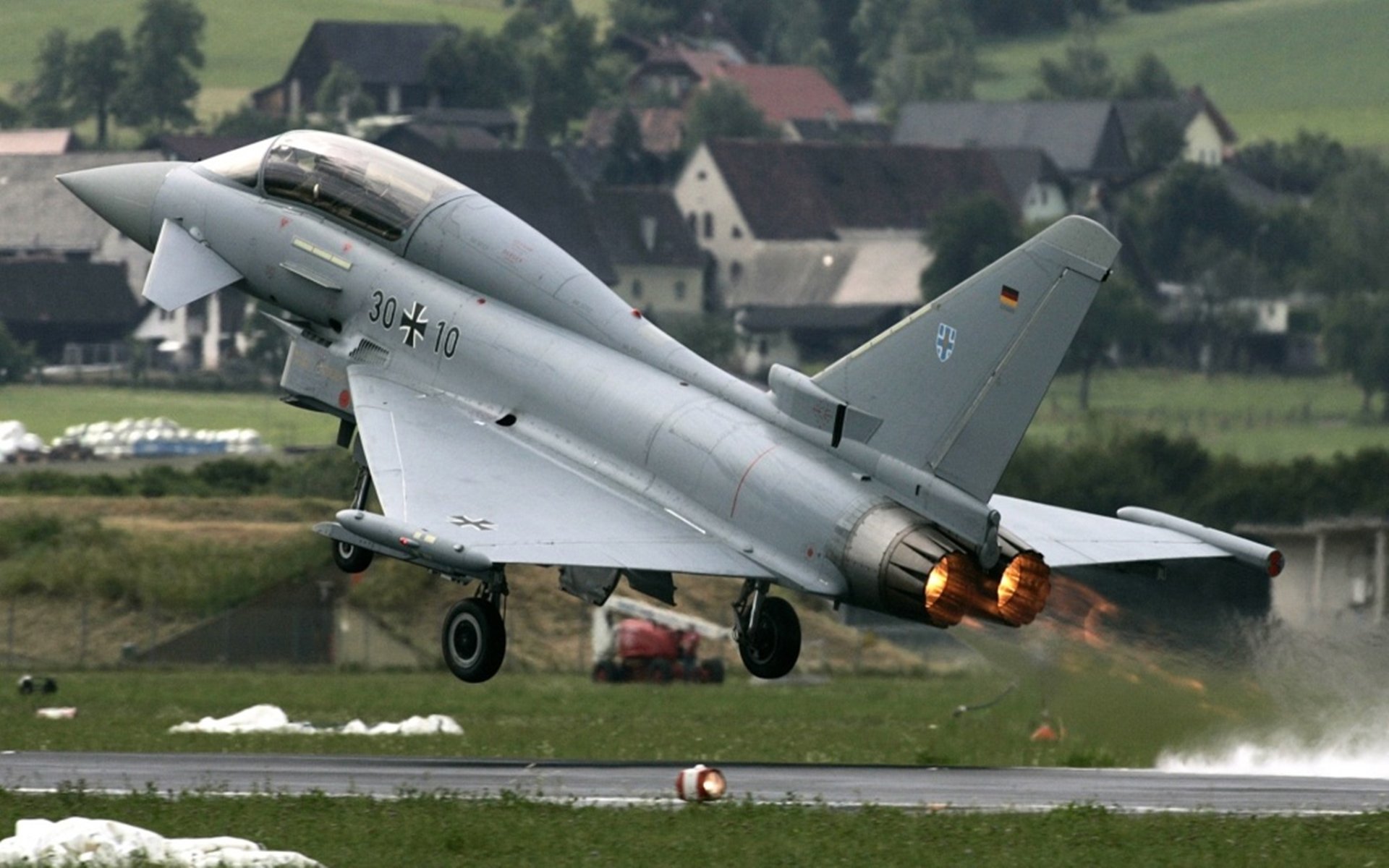 Jiu You-【运动员访谈】丁俊晖：如何在比赛中摆脱犯规困扰？，丁俊晖采访视频